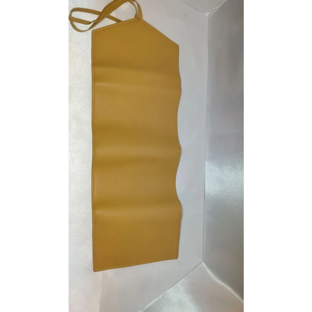 Glass Ladder & Co. Katherine Tech Organizer Roll NWOT